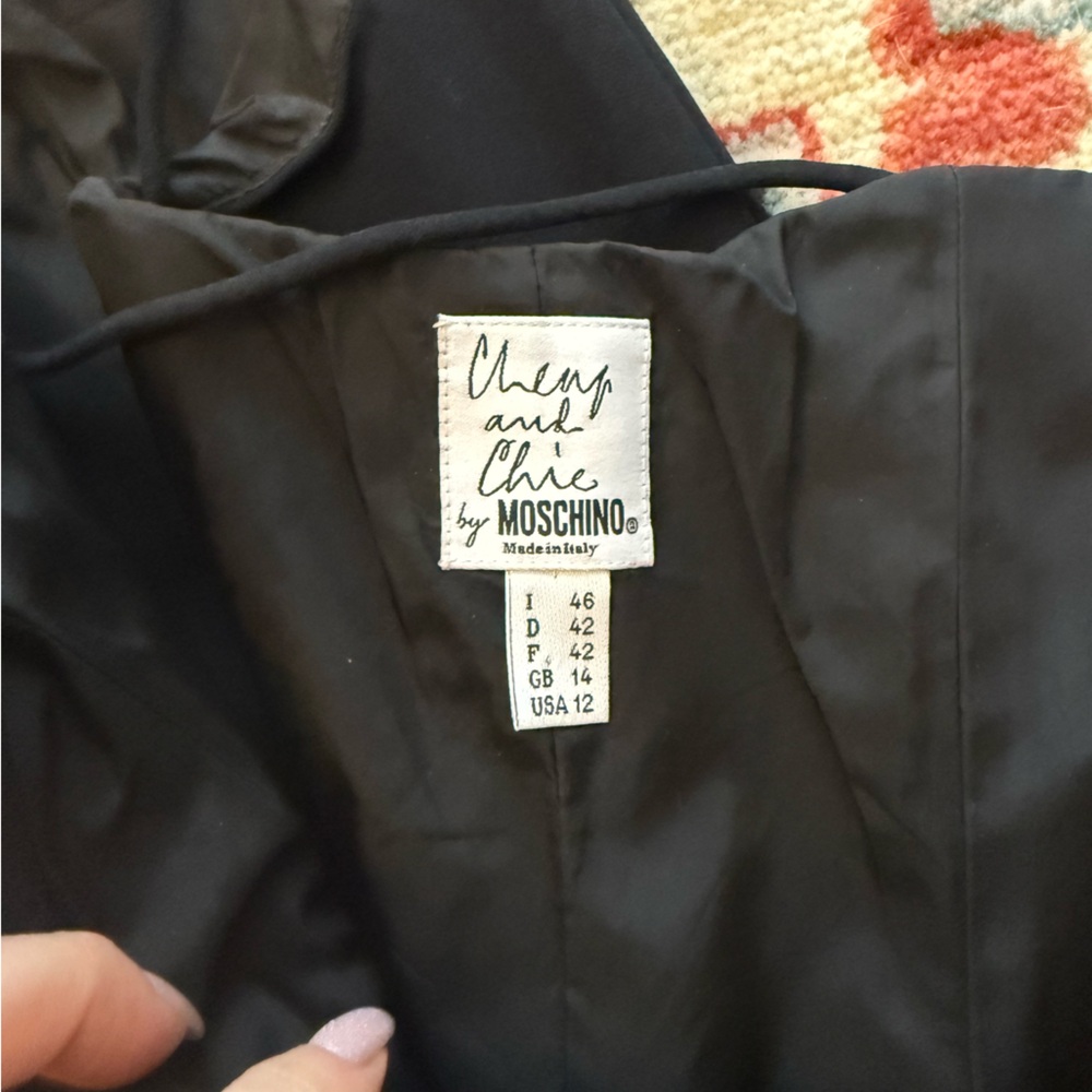 Vintage Moschino Cheap and Chic black corset - Picture 3 of 4